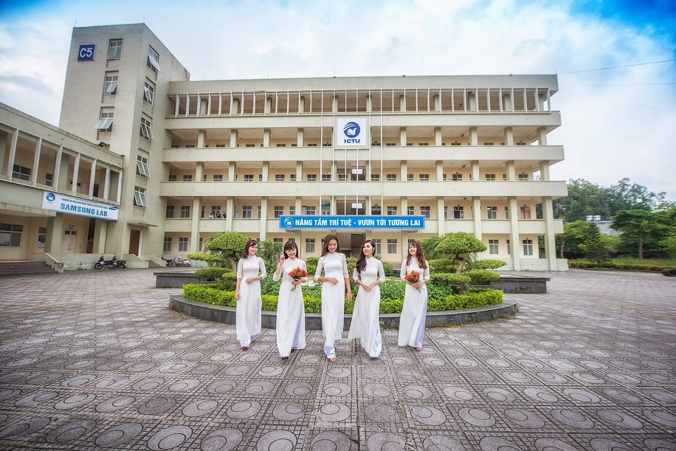 Trường Đại Học C&ocirc;ng Nghệ Th&ocirc;ng Tin V&agrave; Truyền Th&ocirc;ng Th&aacute;i Nguy&ecirc;n học ph&iacute;