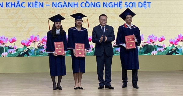 Đại Học C&ocirc;ng Nghiệp Dệt May H&agrave; Nội Trường C&ocirc;ng Hay Tư