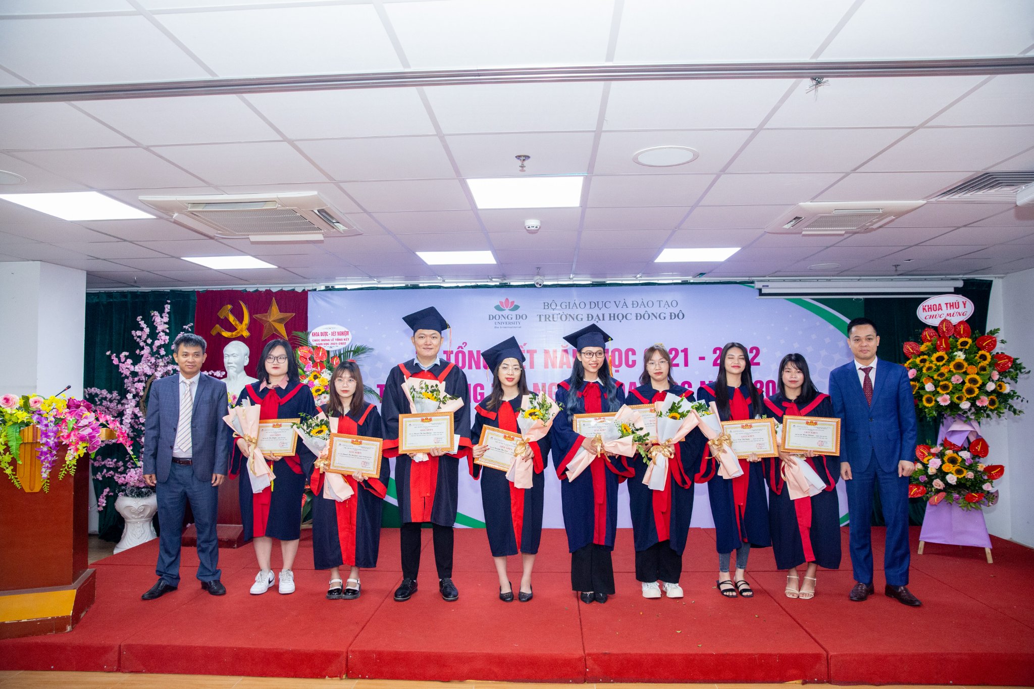 Đại Học Đ&ocirc;ng Đ&ocirc; H&agrave; Nội Trường C&ocirc;ng Hay Tư