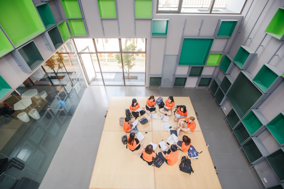 Đại Học FPT H&agrave; Nội Trường C&ocirc;ng Hay Tư