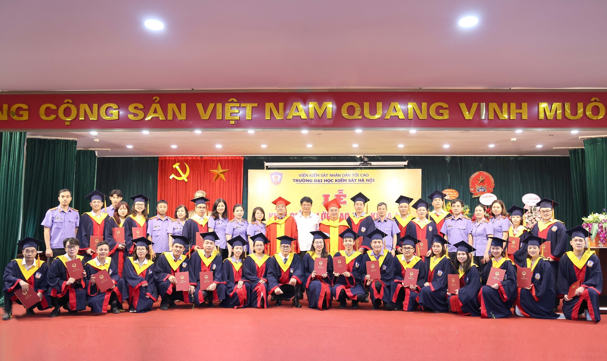 Đại Học Kiểm S&aacute;t H&agrave; Nội Trường C&ocirc;ng Hay Tư