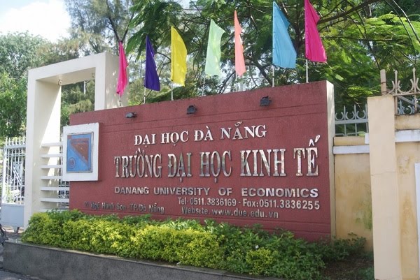 Trường Đại Học Kinh Tế Đ&agrave; Nẵng x&eacute;t học bạ