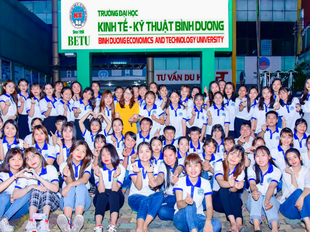 Trường Đại Học Kinh Tế Kỹ Thuật B&igrave;nh Dương điểm chuẩn