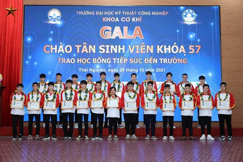 Trường Đại Học Kỹ Thuật Công Nghiệp Đại Học Thái Nguyên học phí