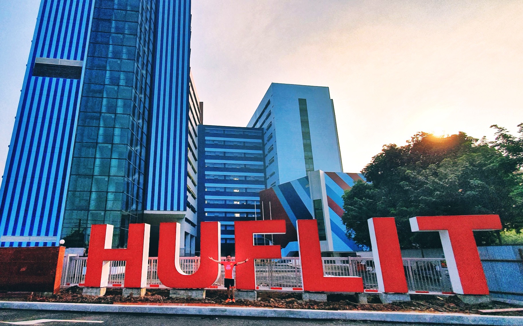 Điểm Chuẩn Đại Học Ngoại Ngữ Tin Học TP.HCM