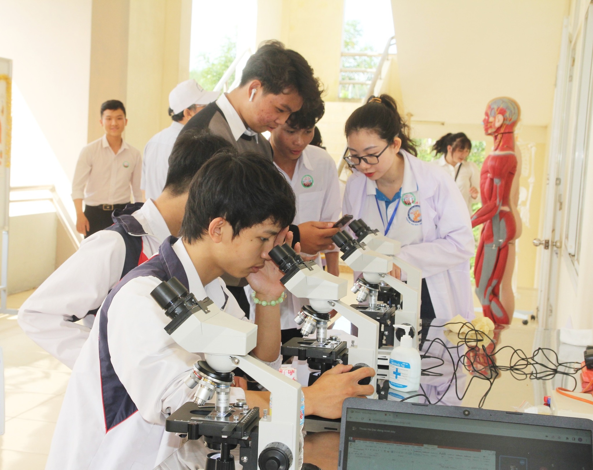 Trường Đại Học Quang Trung điểm chuẩn