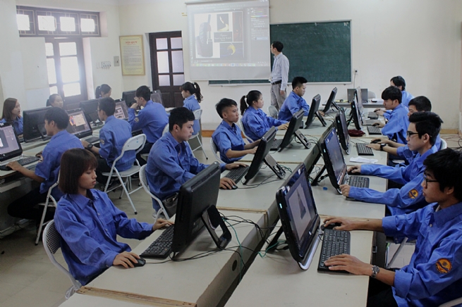 Đại Học Sư Phạm Kỹ Thuật Nam Định tuyển sinh