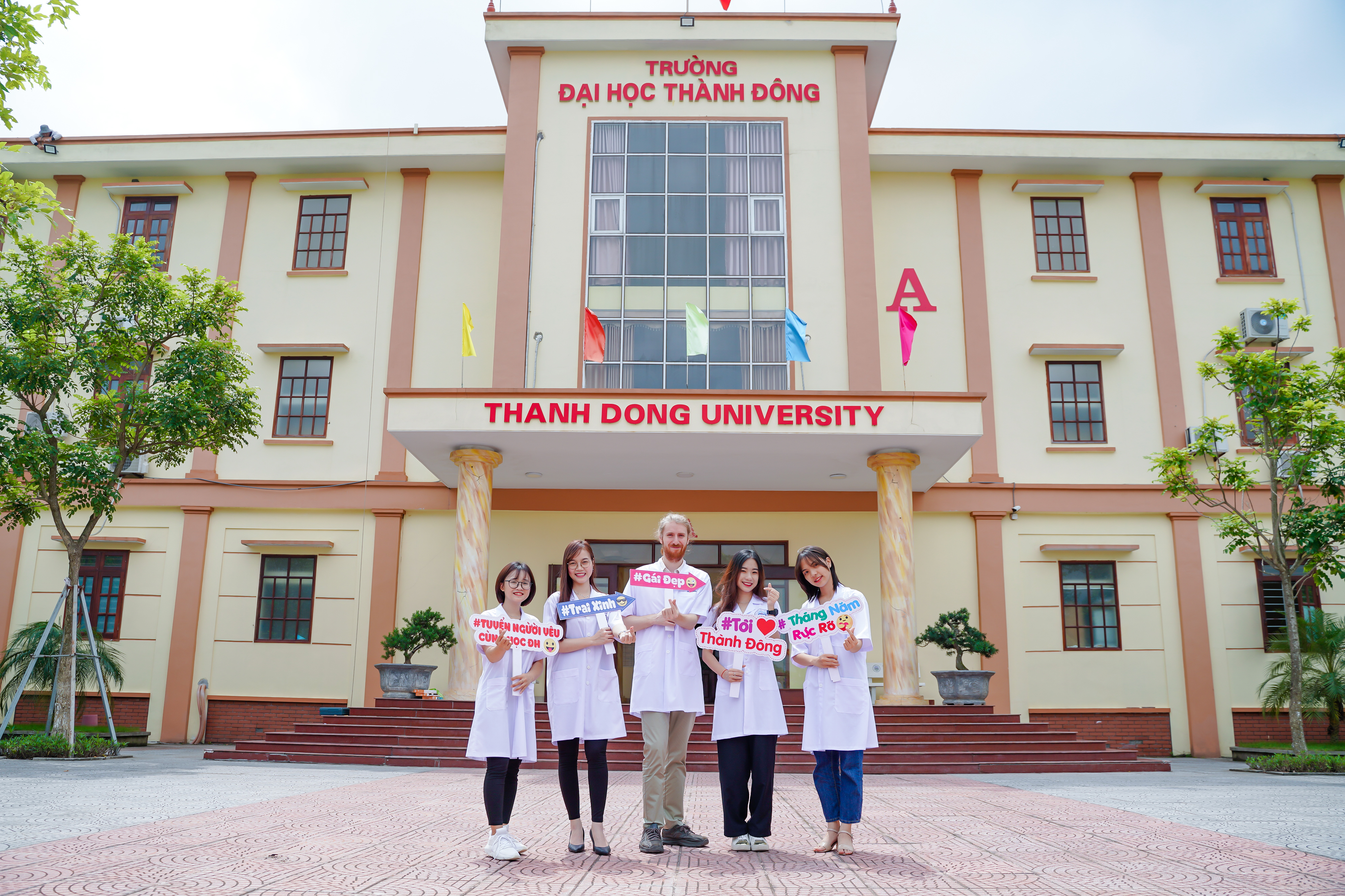 Trường Đại Học Thành Đông điểm chuẩn