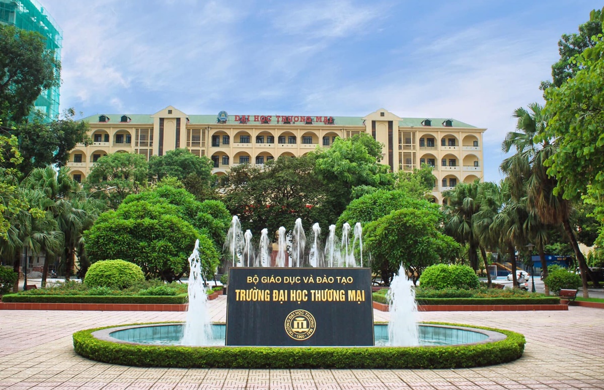 Trường Đại Học Thương Mại x&eacute;t học bạ