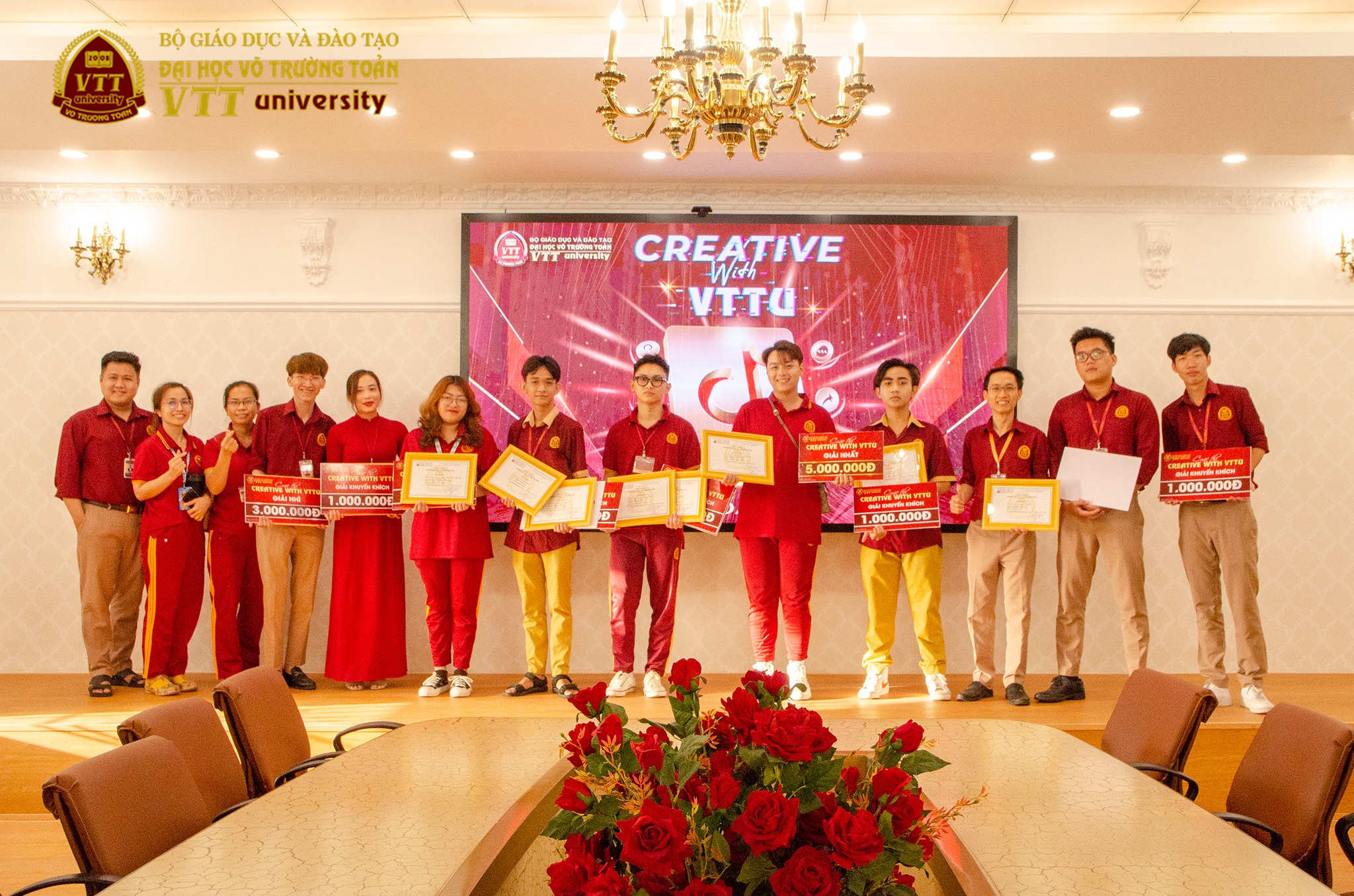 Trường Đại Học Võ Trường Toản học phí