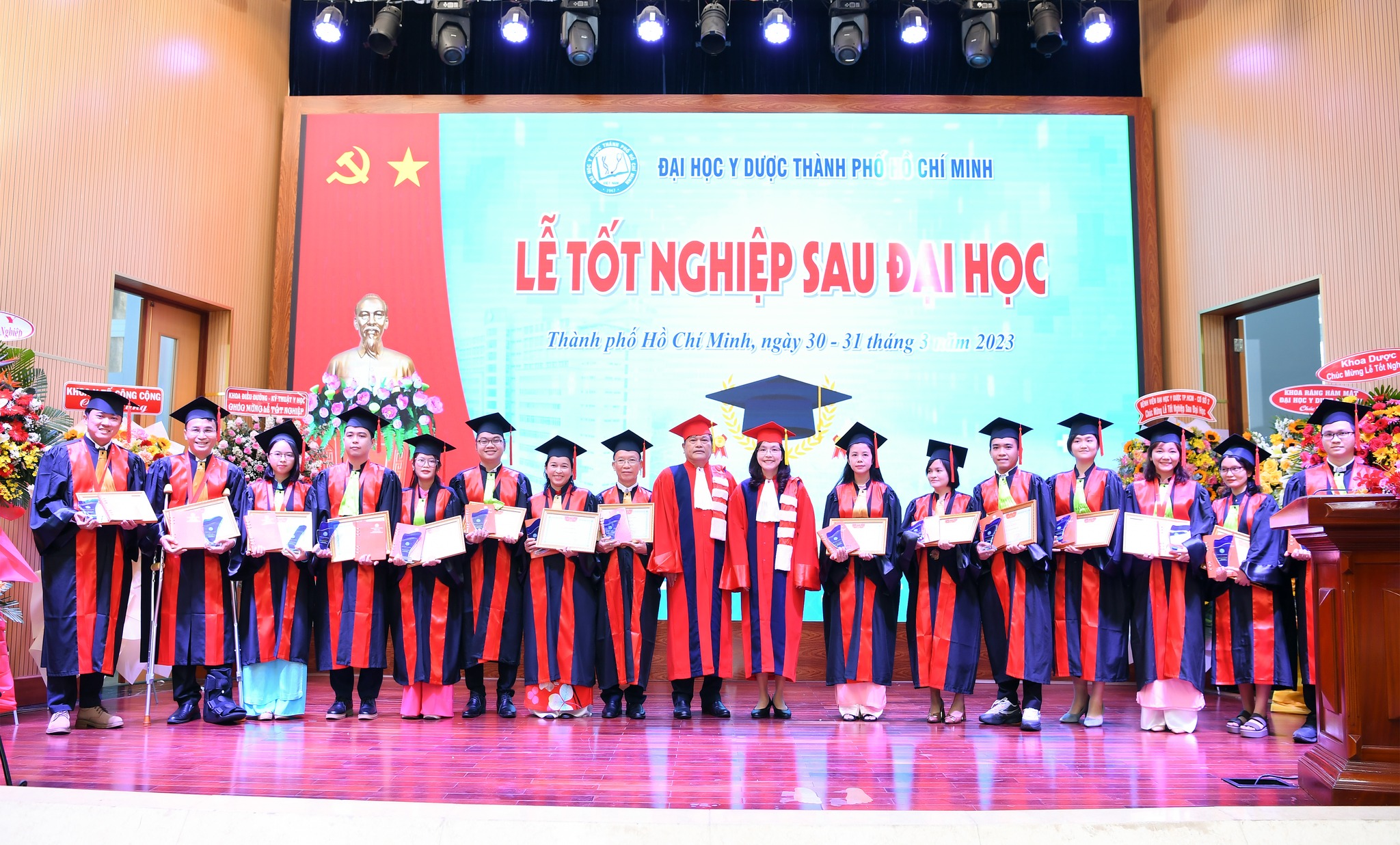 Đại Học Y Dược TP.HCM Trường Công Hay Tư