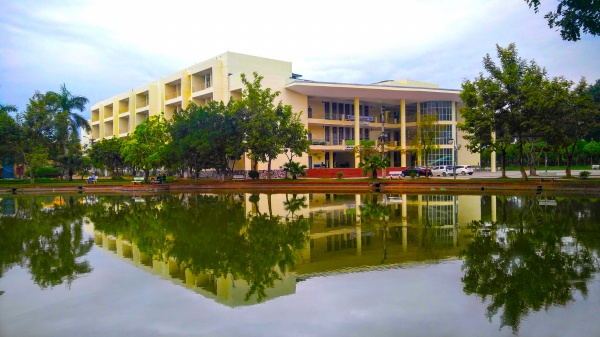 Học Viện N&ocirc;ng Nghiệp Việt Nam c&ocirc;ng hay tư