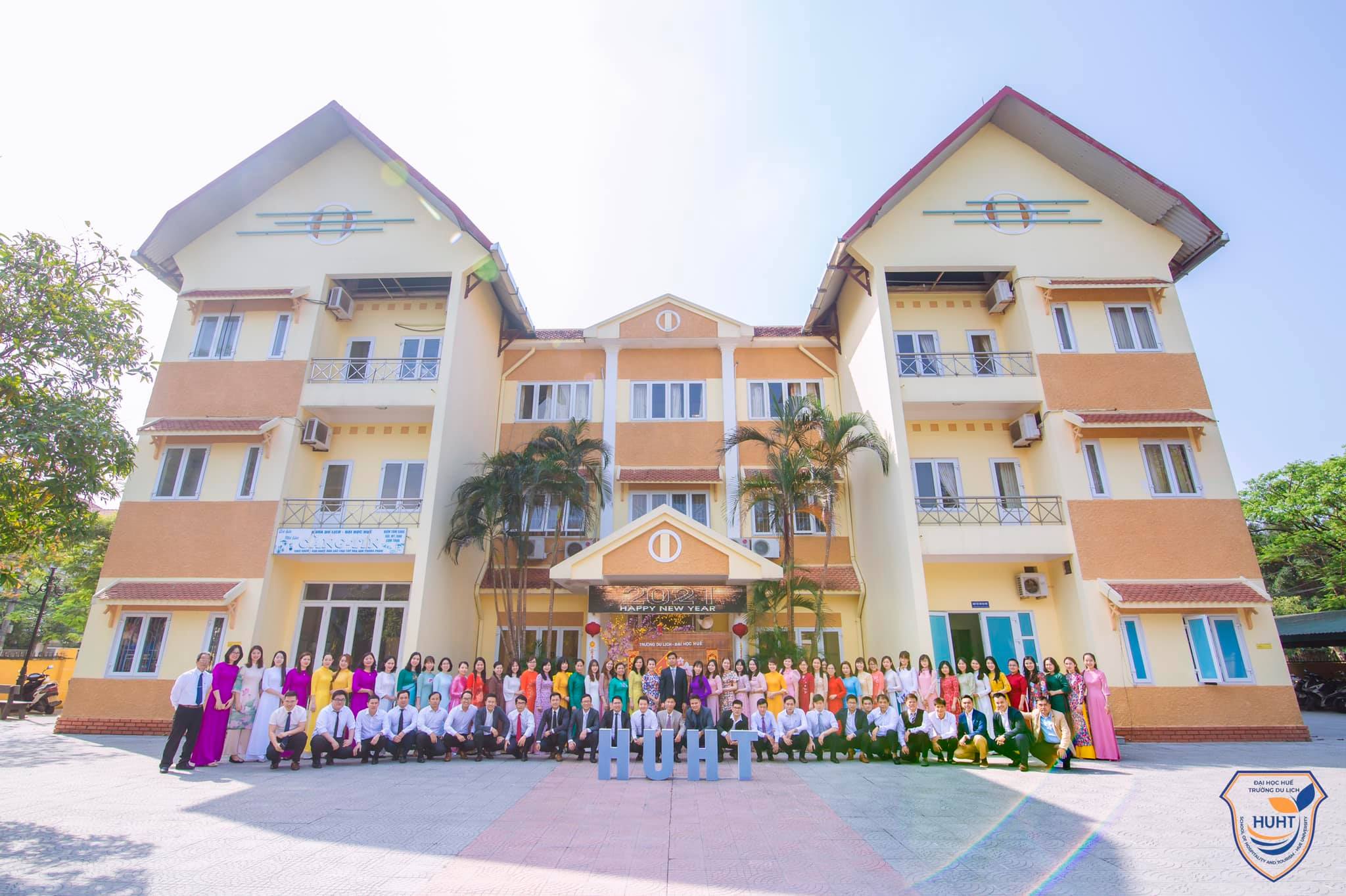 Trường Đại Học Du Lịch Đại Học Huế điểm chuẩn