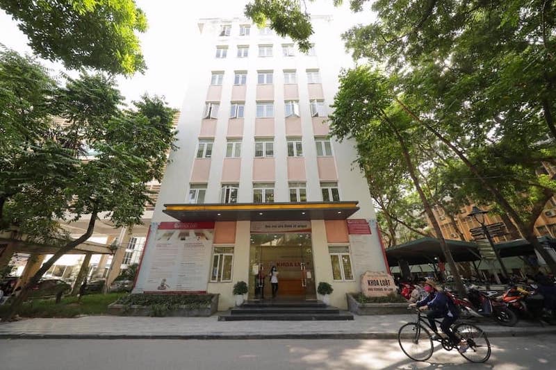 Học Ph&iacute; Khoa Luật Đại Học Quốc Gia H&agrave; Nội