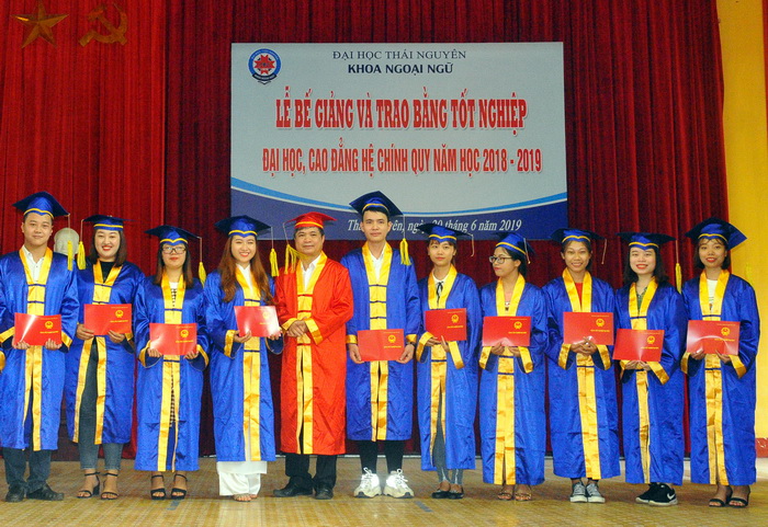 Khoa Ngoại Ngữ Đại Học Th&aacute;i Nguy&ecirc;n học ph&iacute;